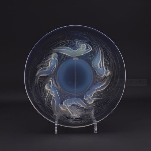 Rene Lalique Opalescent Ondines Plate C1921