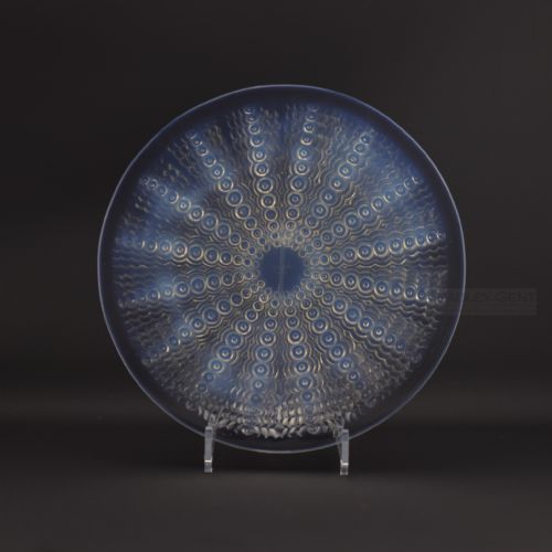 Rene Lalique Opalescent Oursins Plate C1937