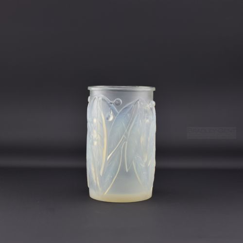 René Lalique Opalescent Laurier Vase 1922