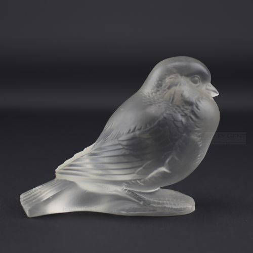 Rene Lalique Paperweight Moineau Fier C1930
