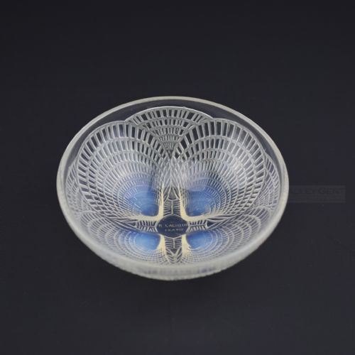 Rene Lalique Opalescent Coquilles Bowl No5 C1924