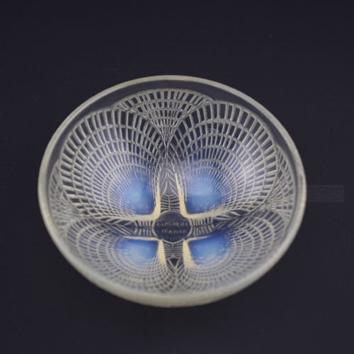 Rene Lalique Opalescent Coquilles Bowl No5 C1924