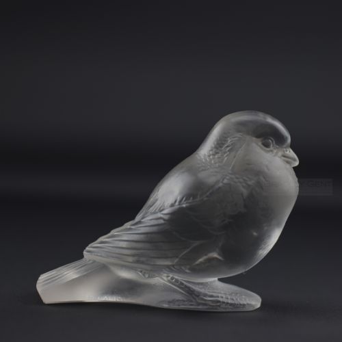 Rene Lalique Paperweight Moineau Fier C1930
