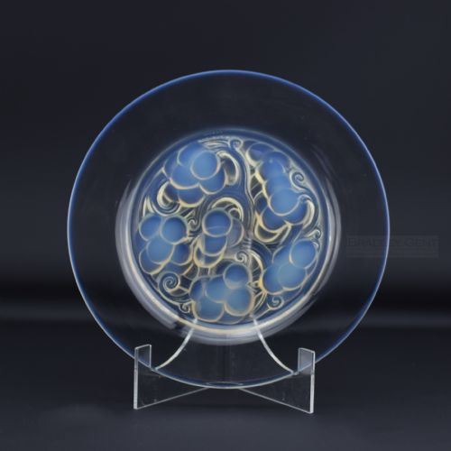 Rene Lalique Marienthal Opalescent Plate C1927