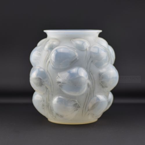 RENE LALIQUE OPALESCENT TULIPES VASE C1927 - ADDITIONAL PHOTO 1
