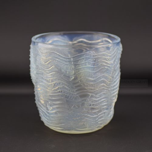 Rene Lalique Dauphins Vase C1932