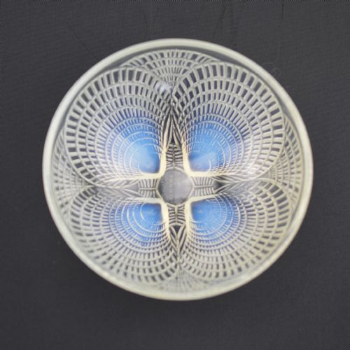 Rene Lalique Opalescent Coquilles Bowl No5 C 1924