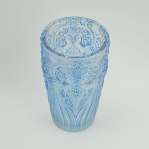 Rene Lalique Coq Et Raisins Blue Stained Vase 1928