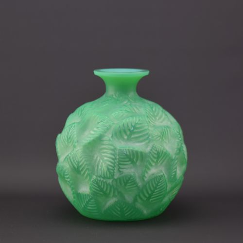 Rene Lalique Jade Green Ormeaux Vase C1926