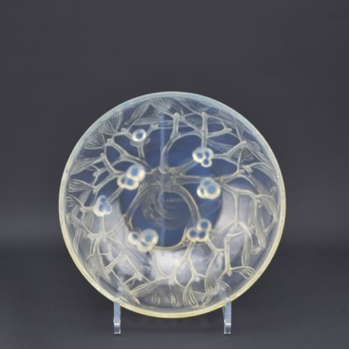 Rene Lalique Opalescent Gui Bowl No2