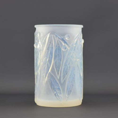 REN LALIQUE OPALESCENT LAURIER VASE C1922 - ADDITIONAL PHOTO 1