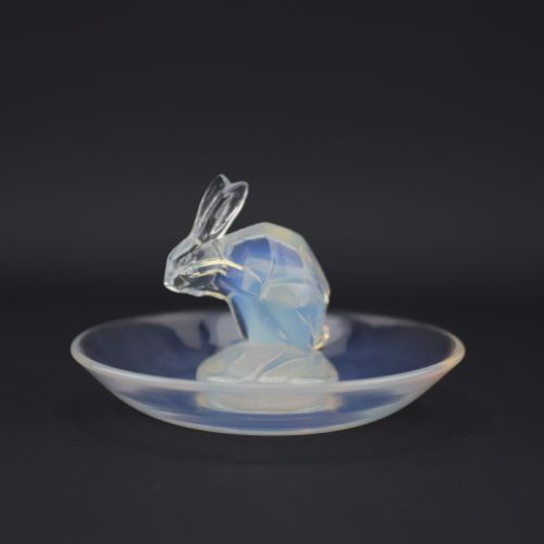 Rene Lalique Opalescent Rabbit Ashtray C1925
