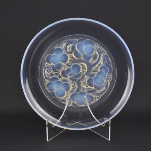 Rene Lalique Marienthal Opalescent Plate C1927