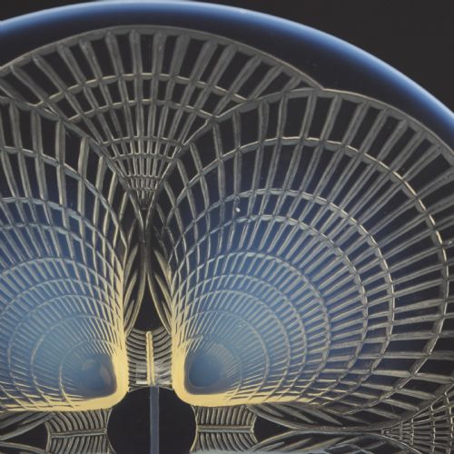 RENE LALIQUE OPALESCENT COQUILLES NO1 PLATE - ADDITIONAL PHOTO 1