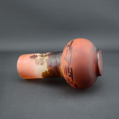 GALLE CAMEO GLASS AQUATIC VASE C1920 - ADDITIONAL PHOTO 8