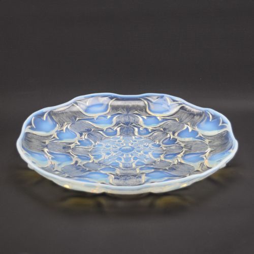 RENE LALIQUE OPALESCENT CAMPANULES COUPE PLATE C1932 - ADDITIONAL PHOTO 3