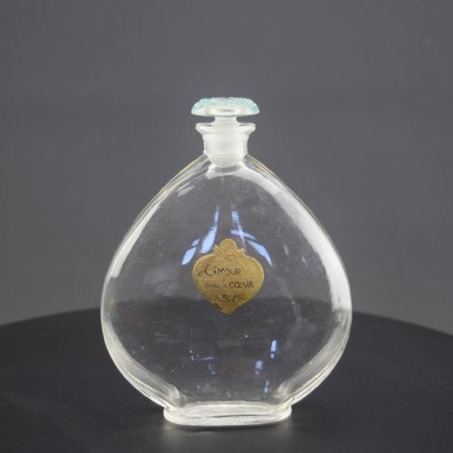 Rene Lalique Arys L'armour Dans Le Coeur Perfume Bottle C1920