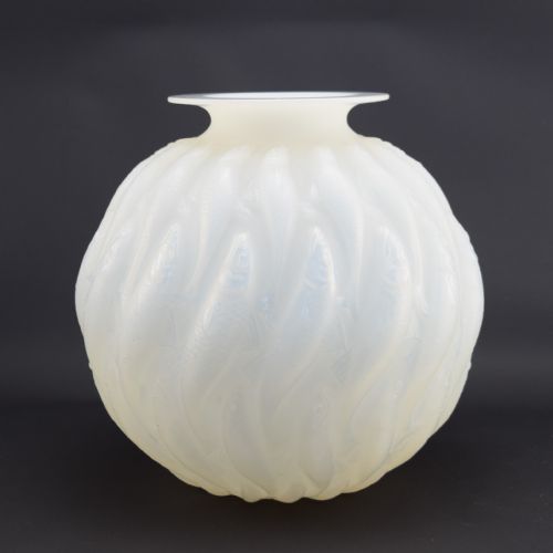 Rene Lalique Opalescent Marisa Vase C1927