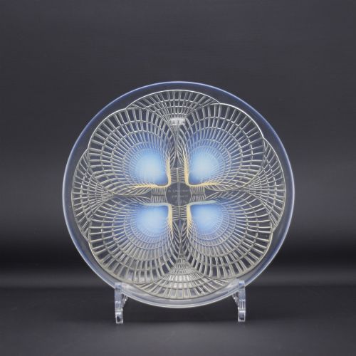 Rene Lalique opalescent coquilles no4 Plate C1924