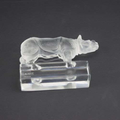 RENE LALIQUE RHINOCEROS PAPERWEIGHT C1931 - ADDITIONAL PHOTO 7