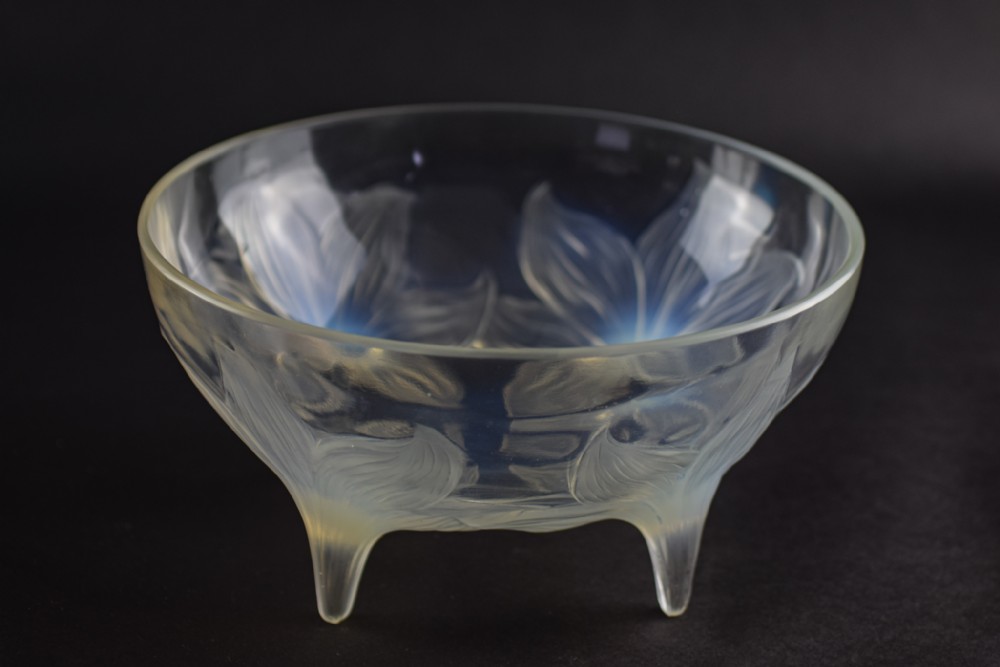 Rene Lalique Opalescent Lys Bowl