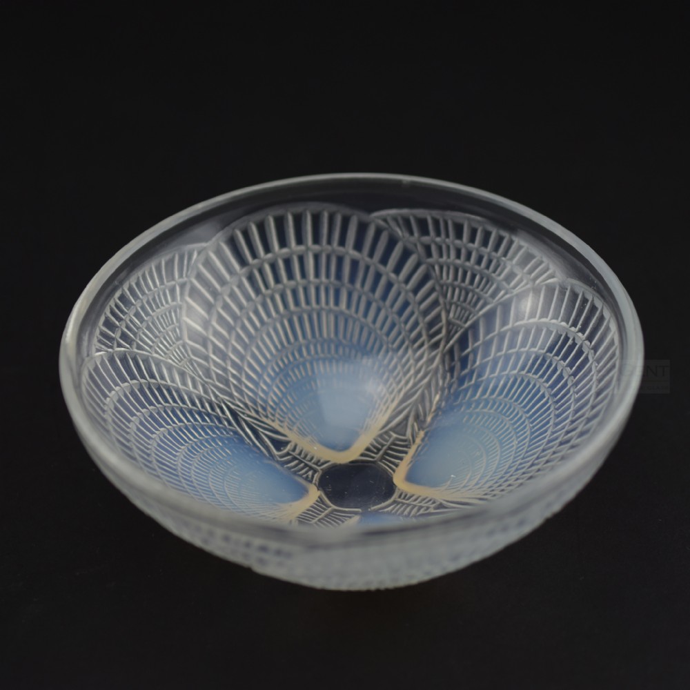 Rene Lalique opalescent coquilles bowl no5