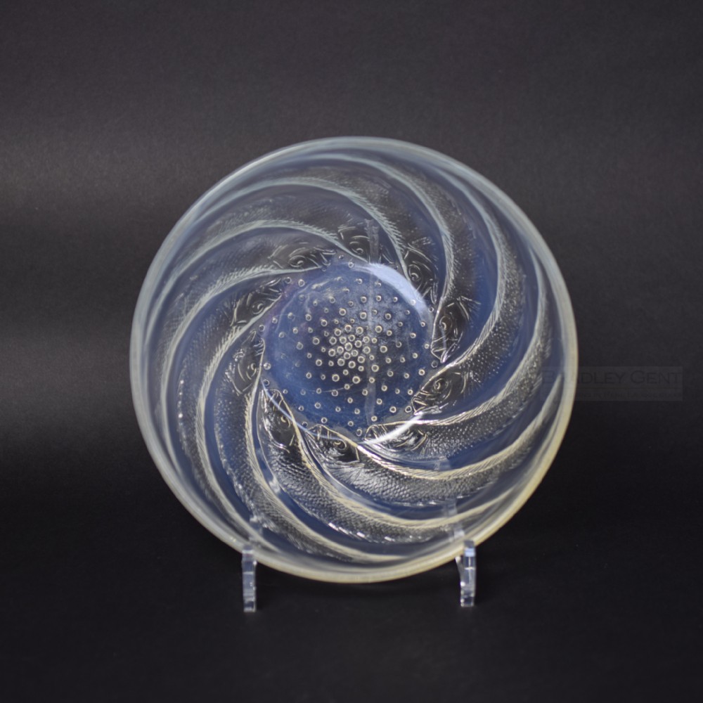 Rene Lalique opalescent Poissons bowl no2