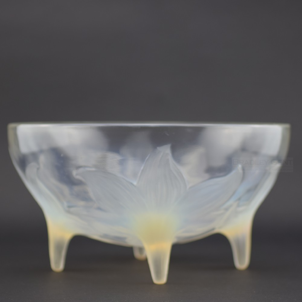 Rene lalique opalescent Lys Bowl