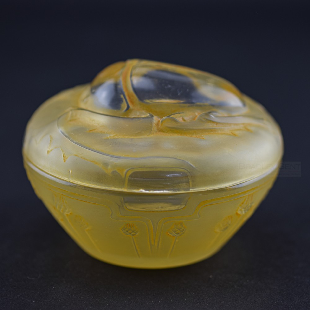 Rene Lalique LT Pivor Scarabee box