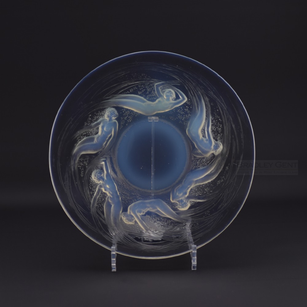 Rene Lalique opalescent Ondines Plate C1921