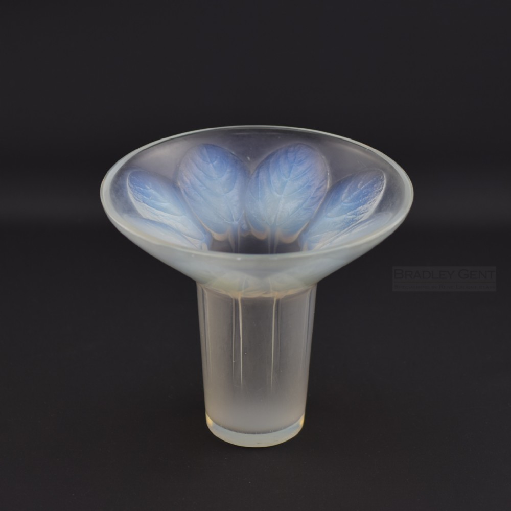 Rene Lalique opalescent Violettes vase 1921