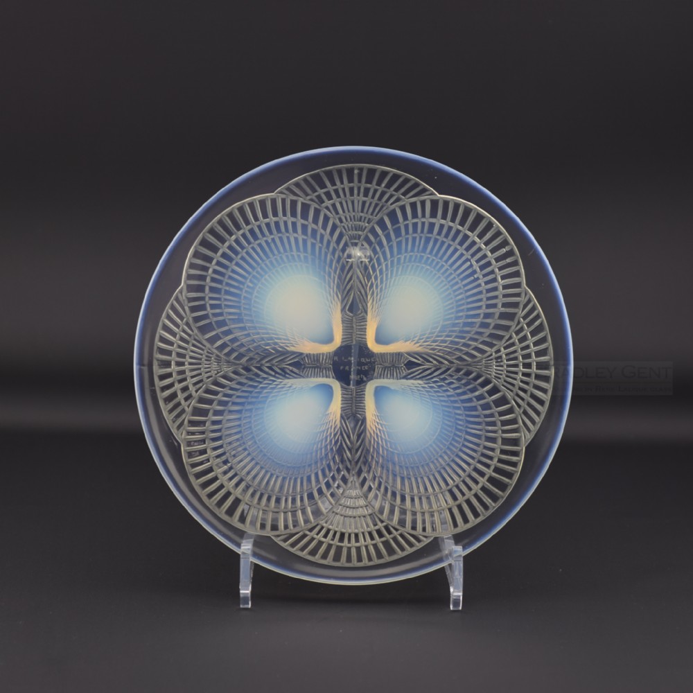 Rene Lalique opalescent coquilles plate no3