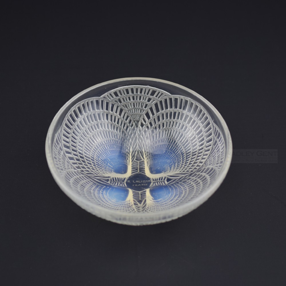 Rene Lalique opalescent coquilles bowl no5 C1924