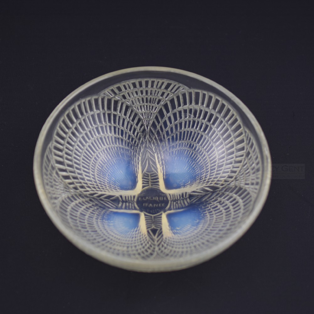 Rene Lalique opalescent coquilles bowl no5 C1924