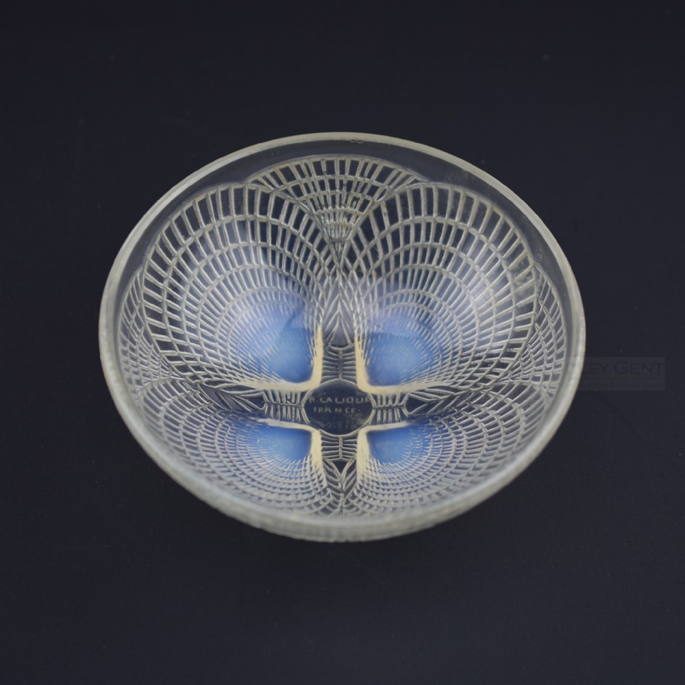 Rene Lalique opalescent coquilles bowl no5 C1924