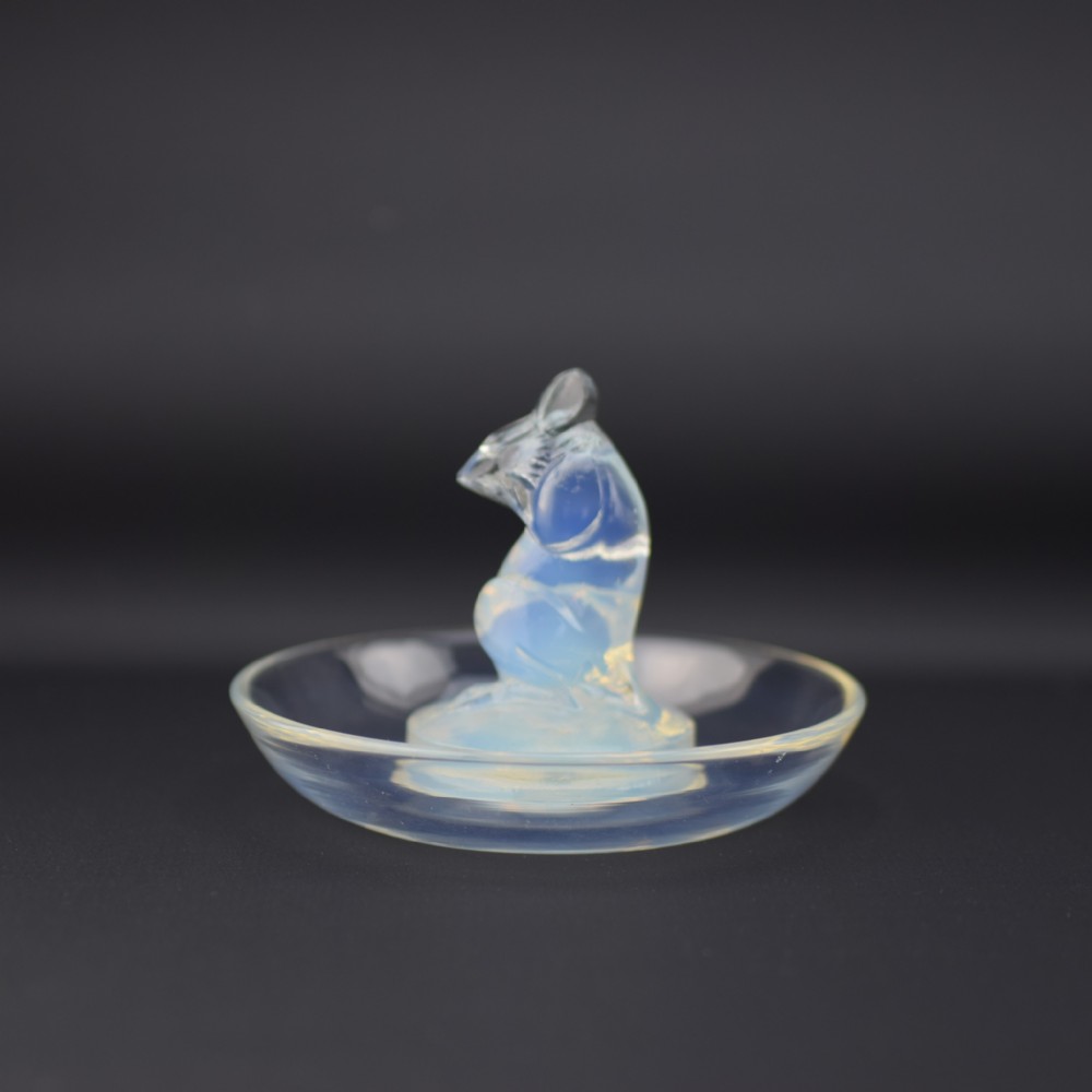 Rene Lalique opalescent Souris (mouse) ashtray C1925