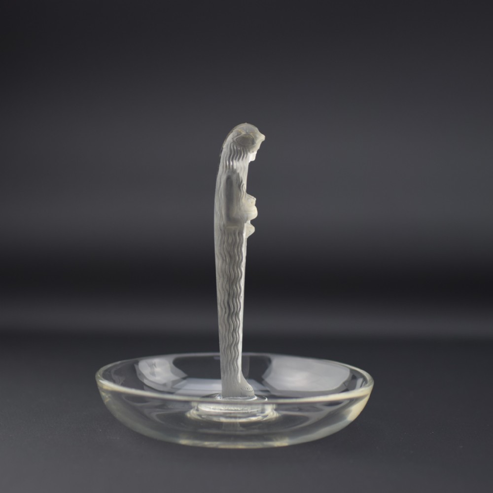 Rene Lalique source de la Fontaine ashtray C1925