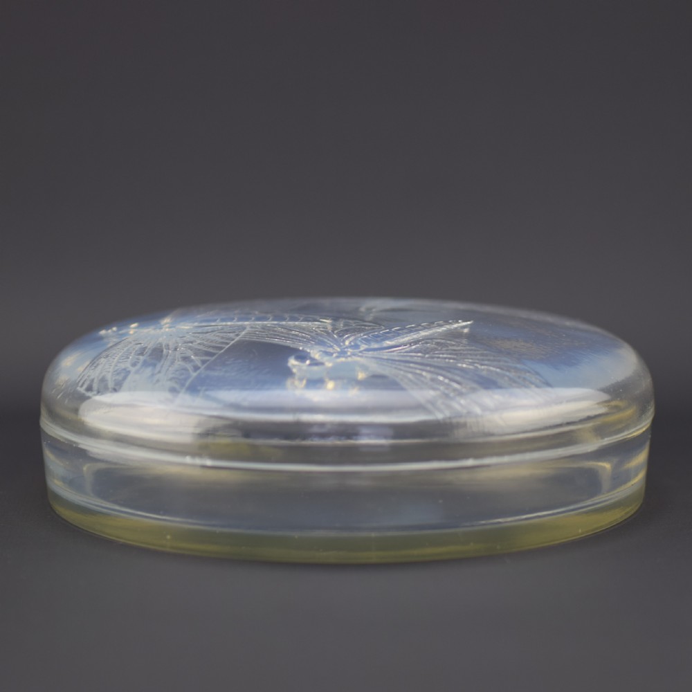 Rene Lalique Libellules opalescent box C1921 View II