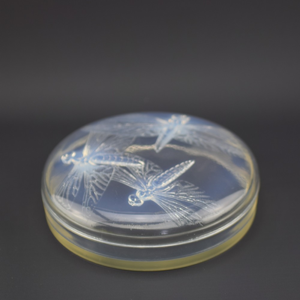 Rene Lalique Libellules opalescent box C1921 View III