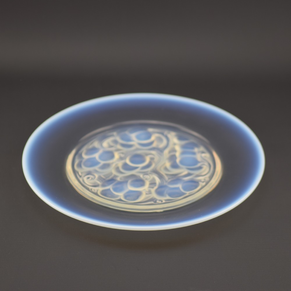 Rene Lalique Marienthal opalescent plate C1927 View II