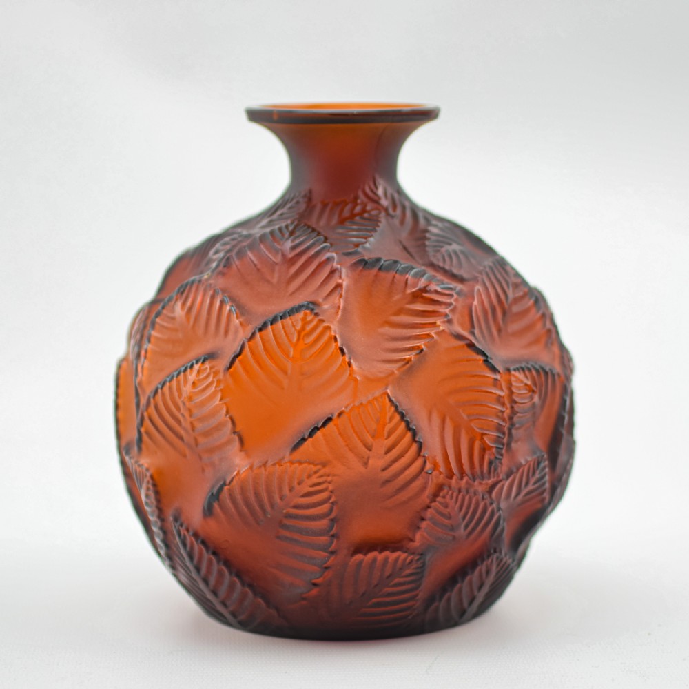 Rene Lalique deep amber Ormeaux vase C1926 View VI