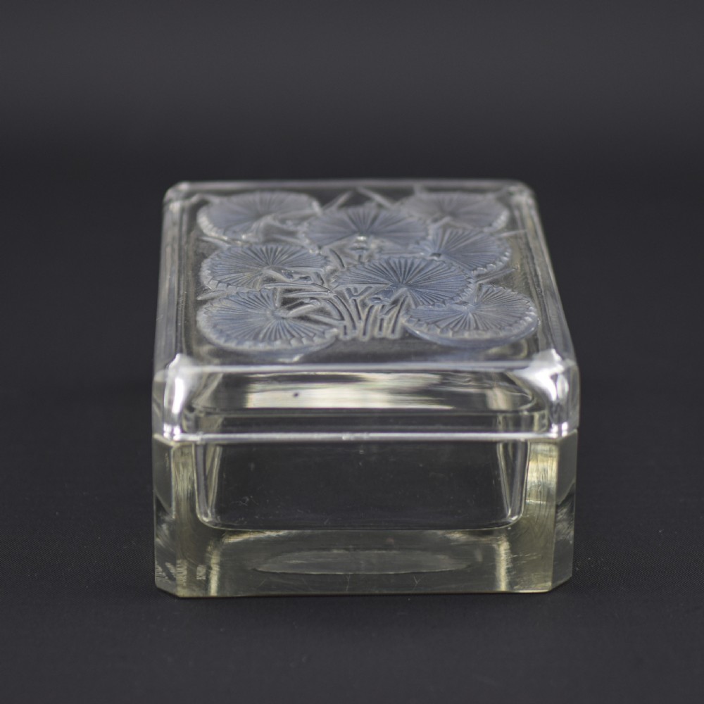Rene Lalique Bluets box View IV