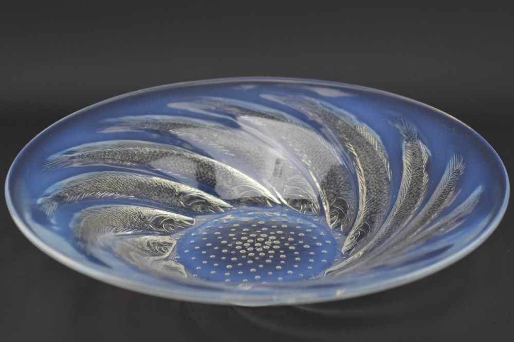 Rene Lalique Opalescent Poissons Coupe Ouverte No1 View III