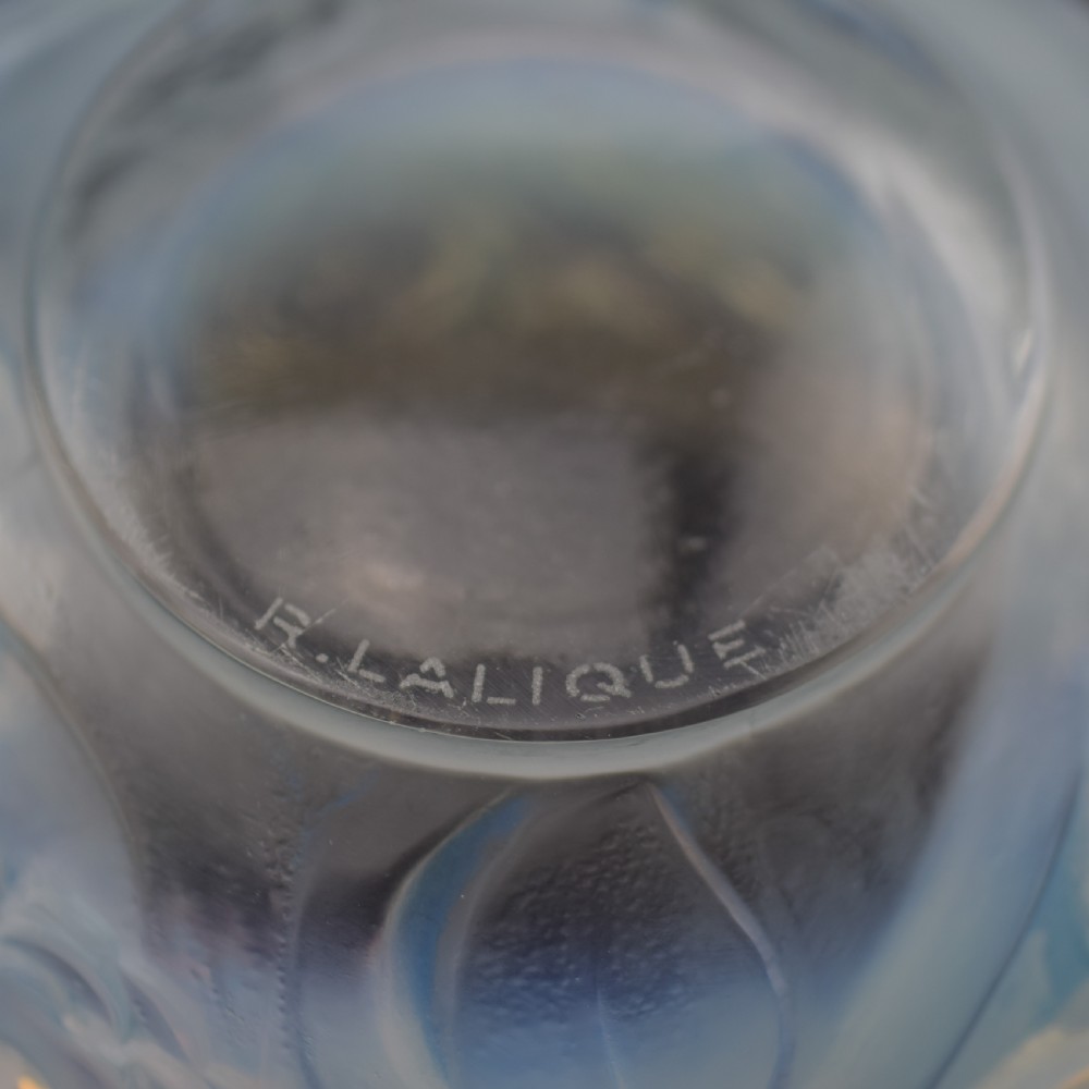 Rene Lalique opalescent Renoncules vase C1930 View VI
