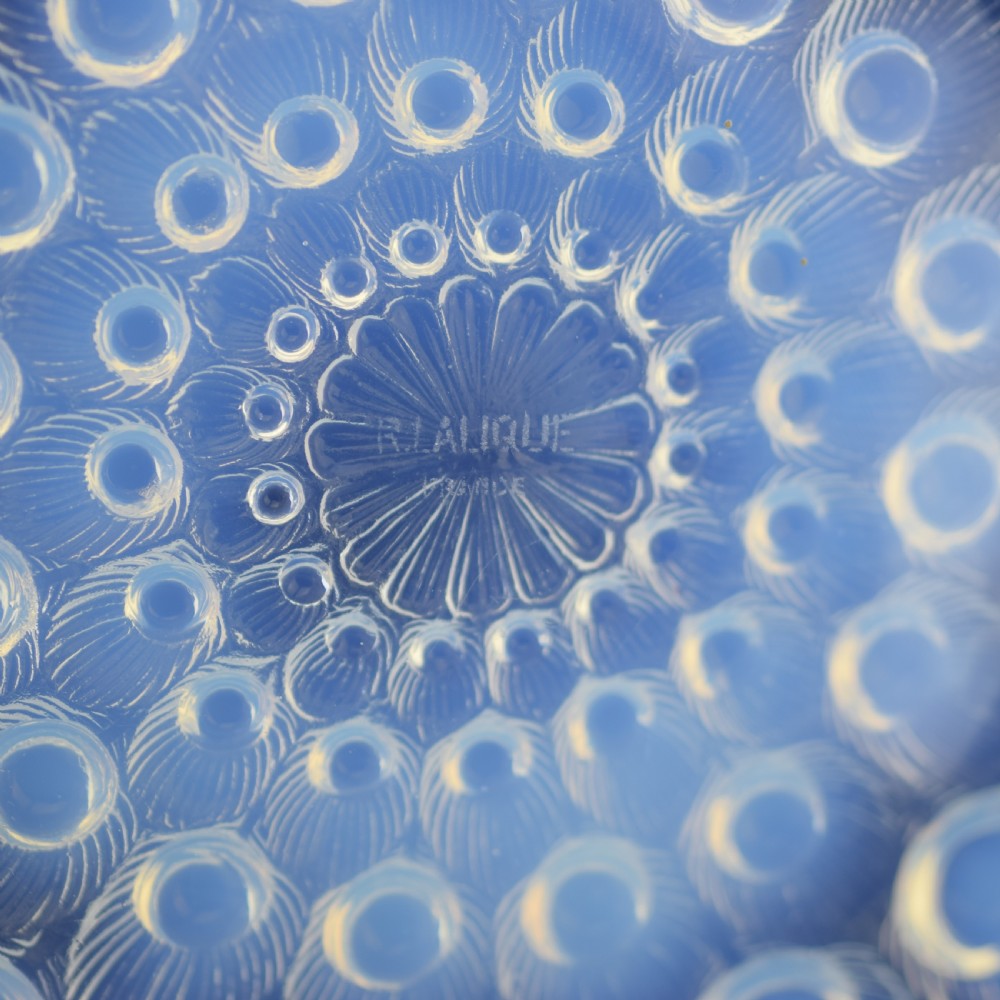 Rene Lalique opalescent Plume de Paon Coupe plate C1932 View V
