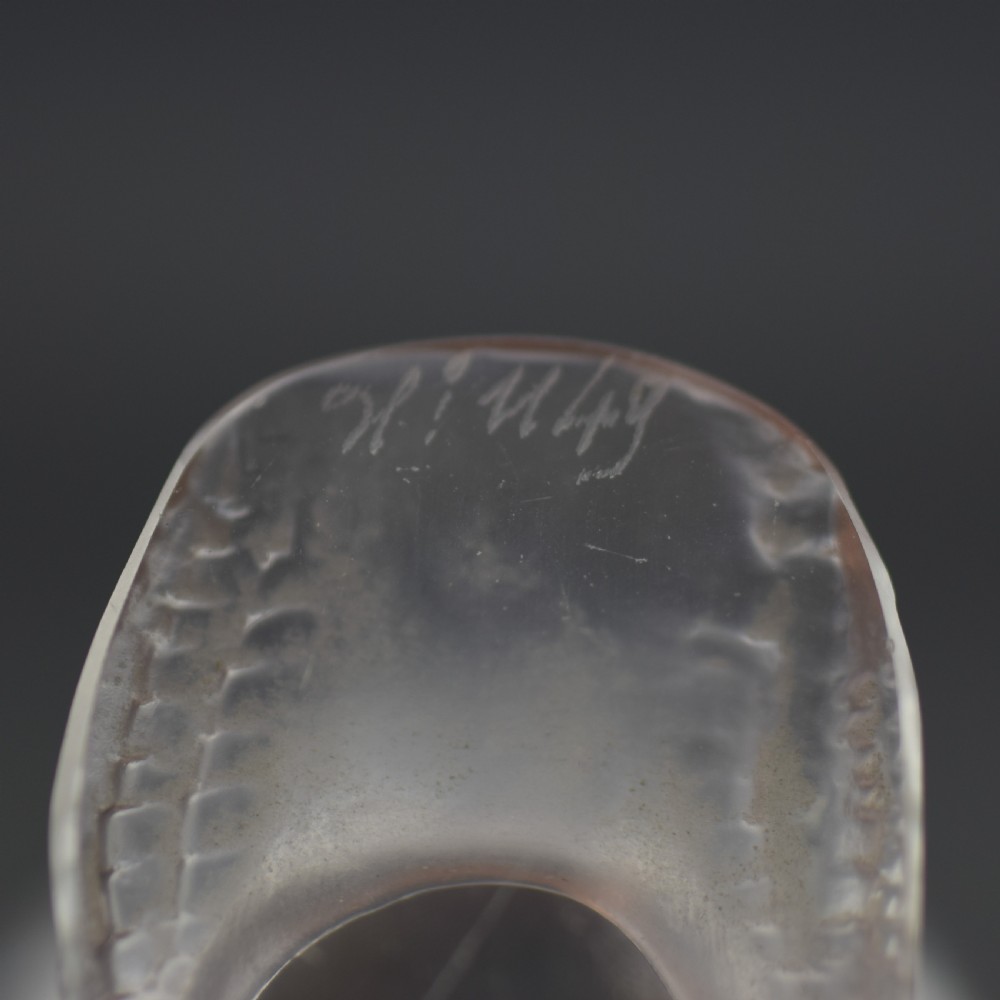 Rene Lalique paperweight Moineau Fier View VII