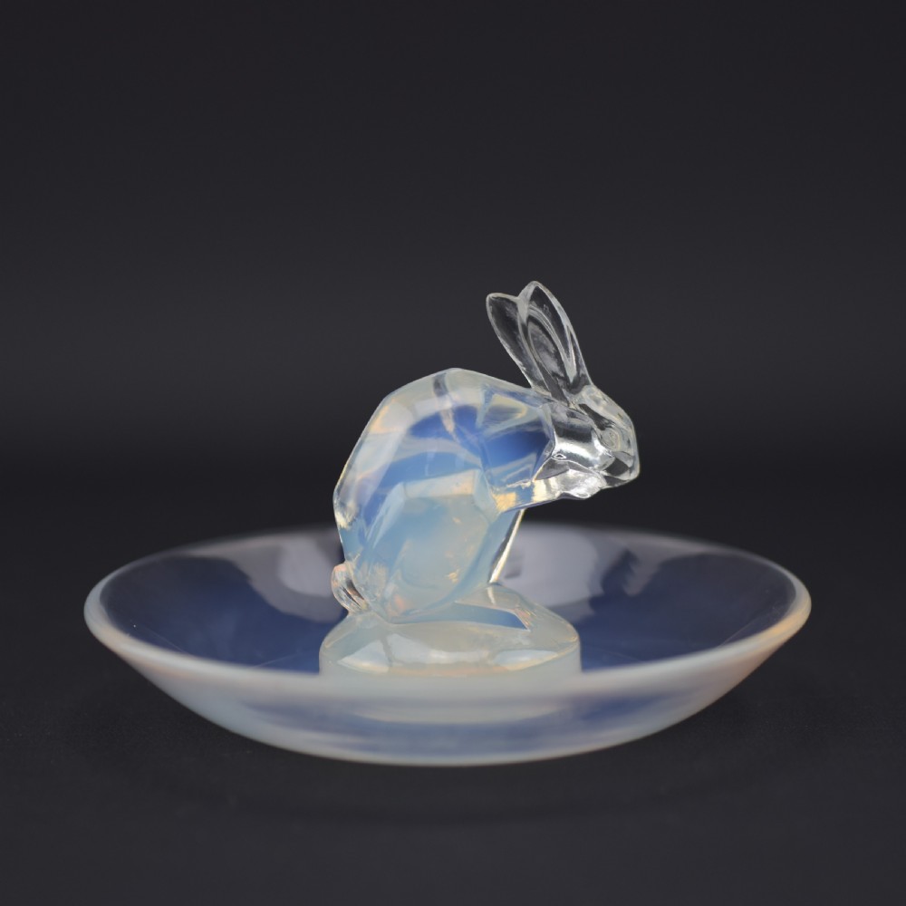 Rene Lalique opalescent Rabbit ashtray C1925 View IV