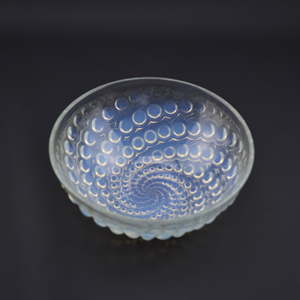 Rene Lalique opalescent Volutes bowl C1934 View IV