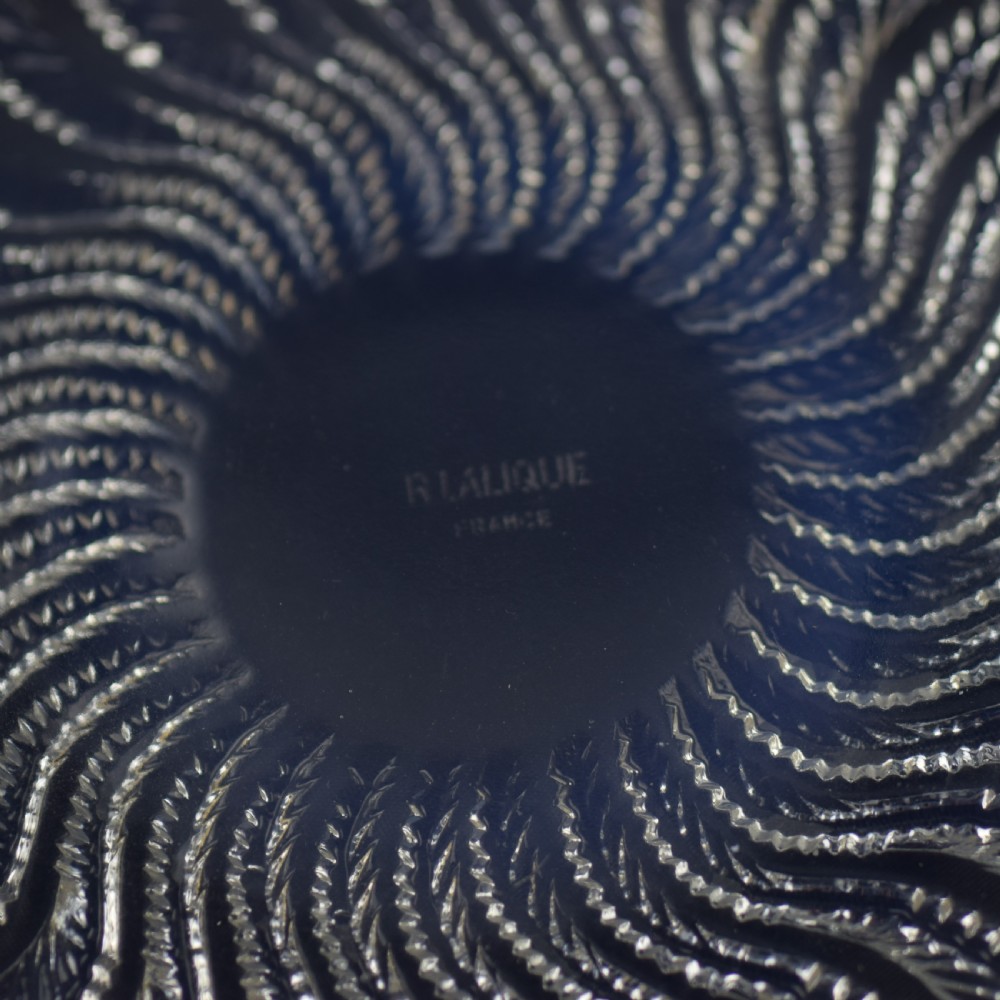 Rene Lalique opalescent Actinia coupe C1933 View IV