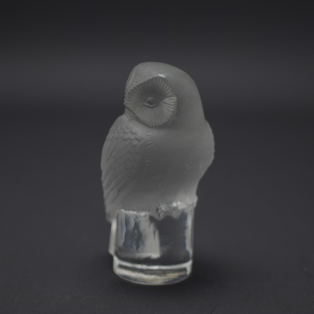 Rene Lalique owl paperweight C1931 View II